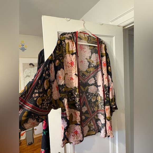 Floral Open-Front Kimono Cardigan - Black, Pink & Olive - Picture 3 of 5